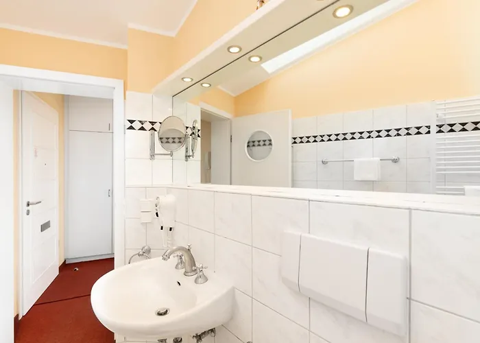 Dorfring 36 Sterntaucher